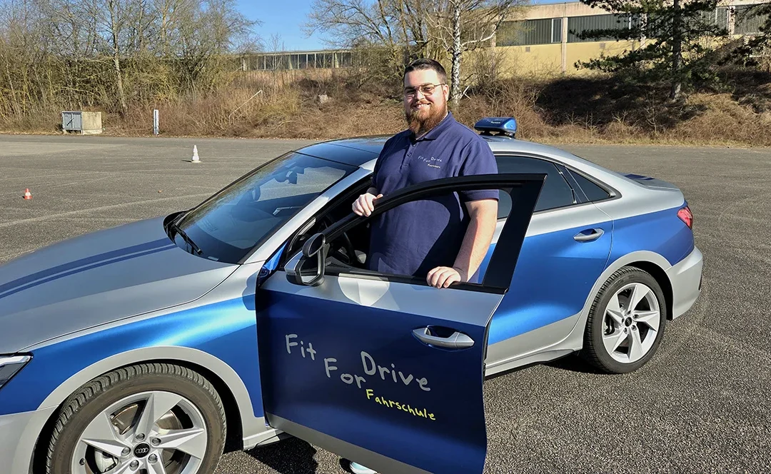 Einer der jüngsten Fahrlehrer Deutschlands